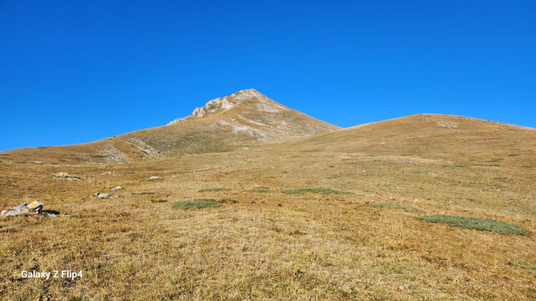 Monte Chiamossero o Monte Ciamoussè - Escursione alla Cima Lago dell'Oro, Rocca della Bastera e Monte Chiamossero