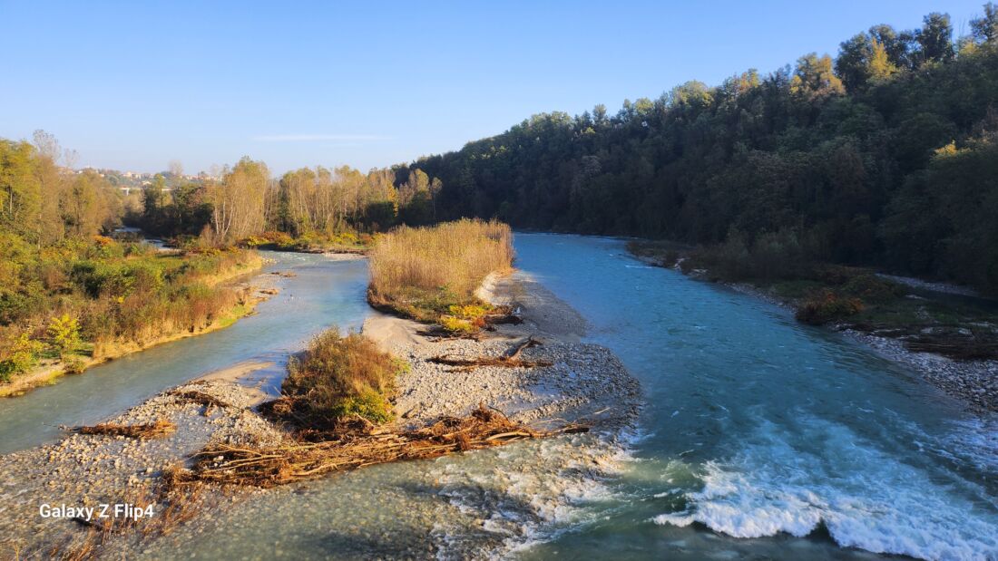 Fiume Stura di Demonte a sx Sentiero del Pescatore a Fossano. fiume Stura di Demonte lato sinistro