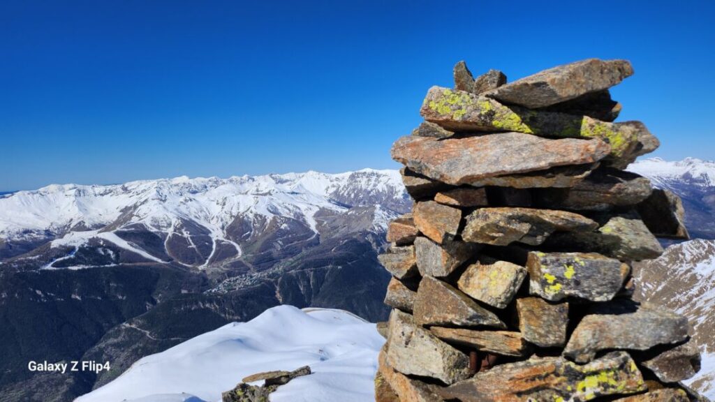 Ometto cima Malaterra Sud Scialpinismo da San bernolfo a Cima Malaterra Sud