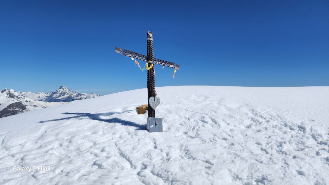 Croce di Vetta Monte Cassorso - scialpinismo da Preit di Canosio